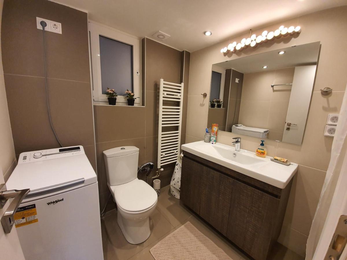 Ferienwohnung Lukas-2 B/R Luxurious Flat With Veranda Athen Exterior foto