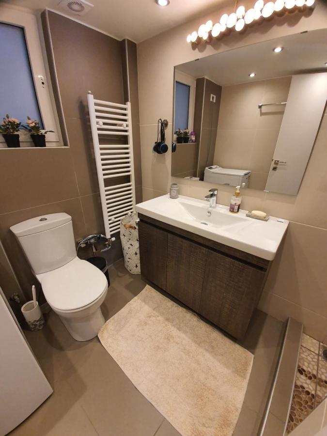 Ferienwohnung Lukas-2 B/R Luxurious Flat With Veranda Athen Exterior foto